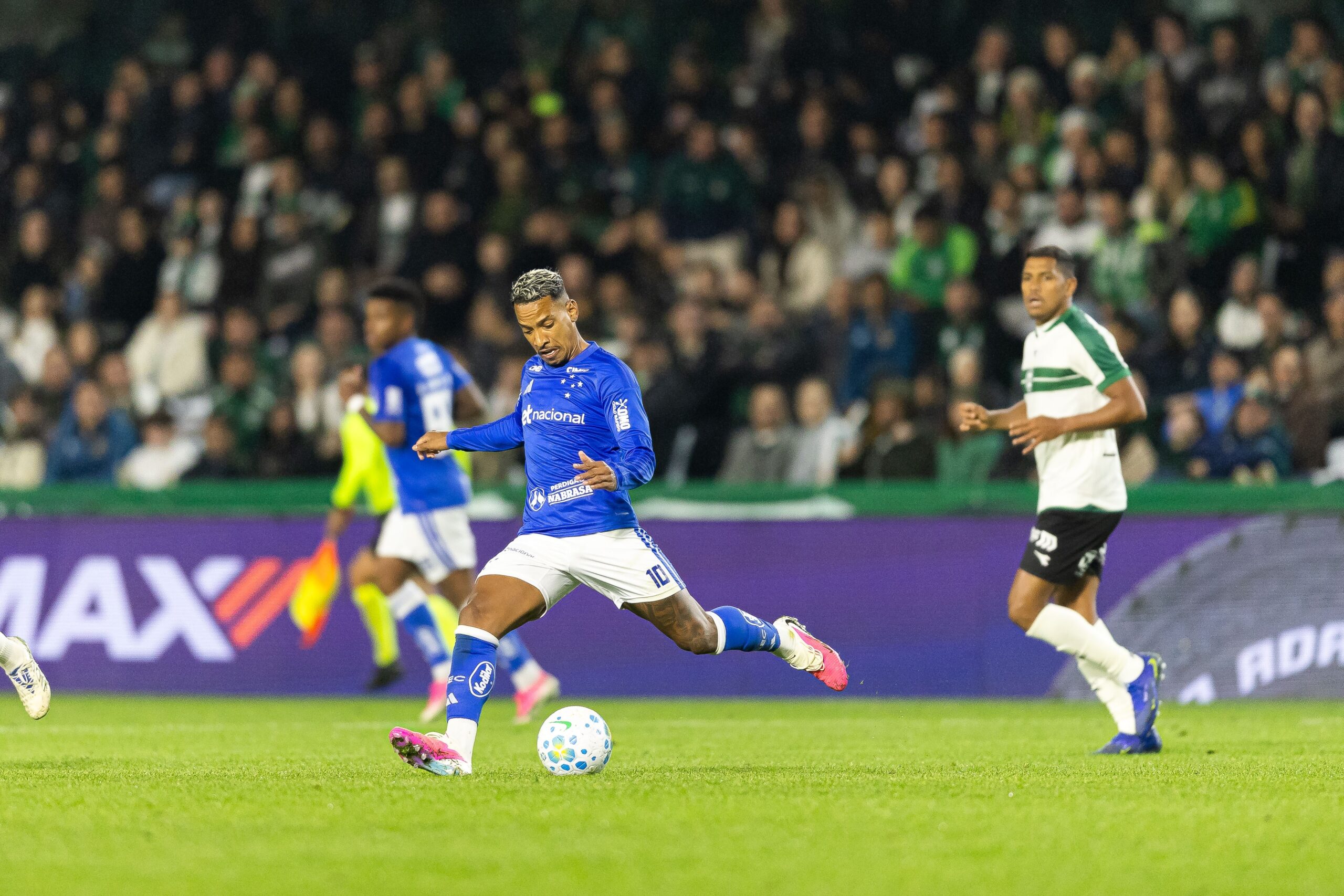 Atuações do Cruzeiro: dupla de milhões brilha em volta, e joia perde chance incrível; veja notas