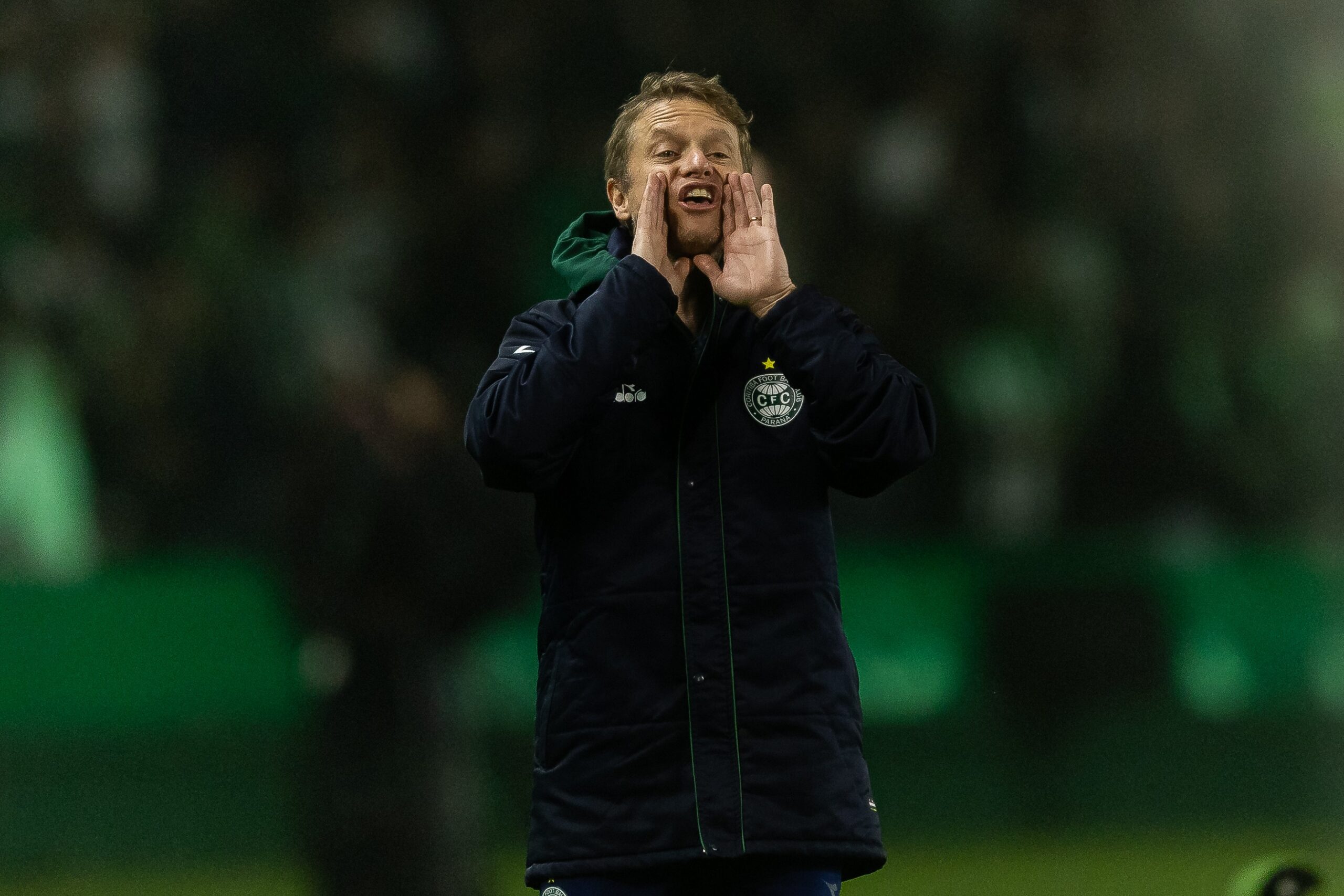 Seabra admite preocupação com jejum do Coritiba na Série A: “A gente trabalha para ter resultado”