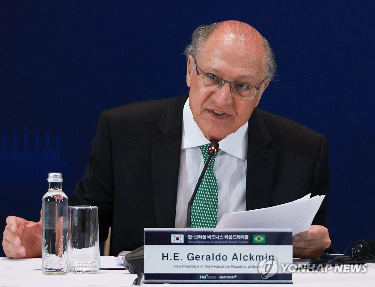 Atitude de Milei é ‘lamentável’ e um desserviço à Argentina, diz Alckmin
