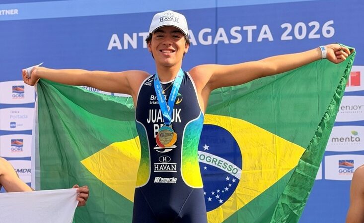 Catarinense é campeão Pan-Americano de triatlo no Deserto do Atacama