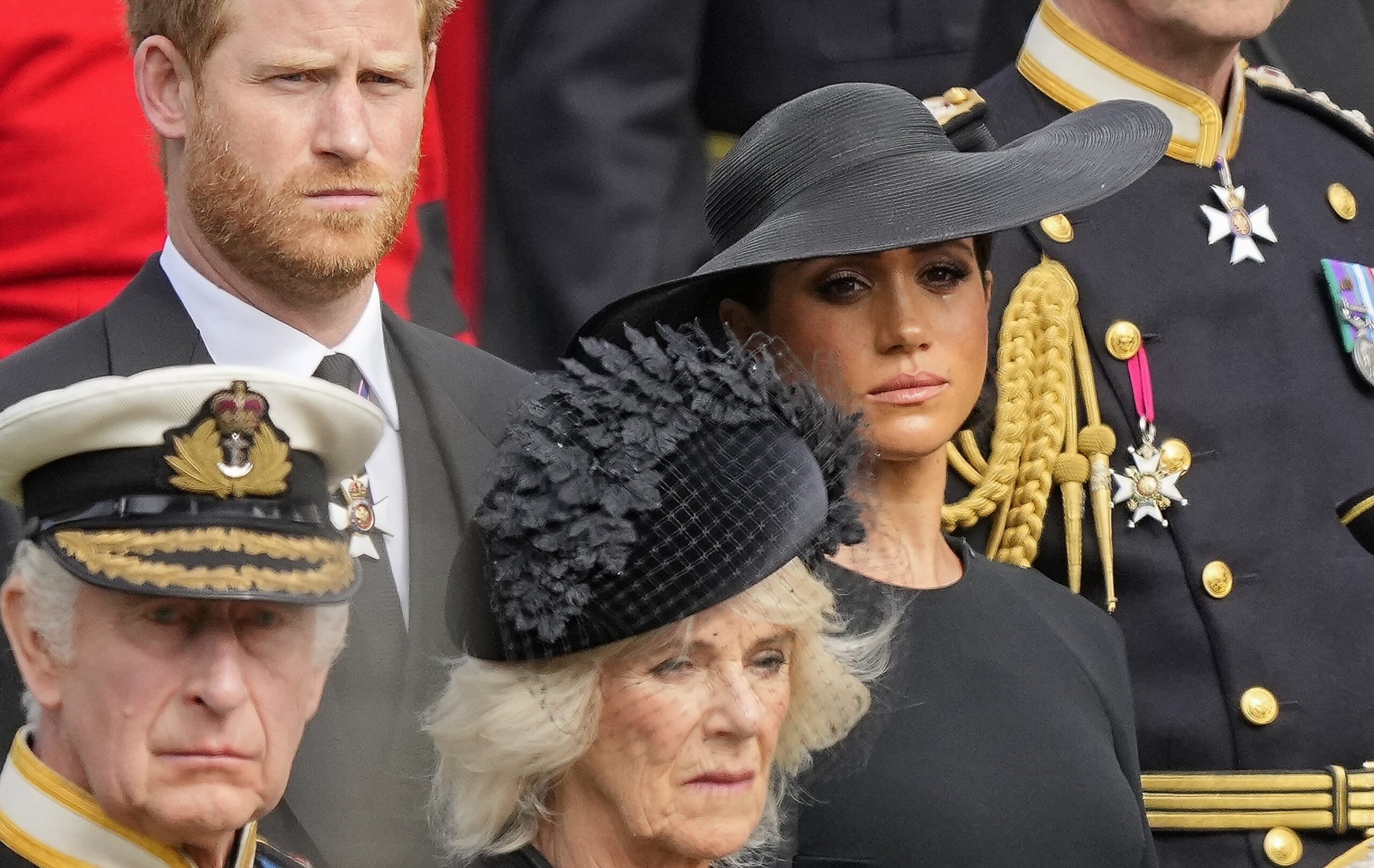 Rei Charles III recebe príncipe Harry e sua família pela 1ª vez em  tentativa de superar rompimento na realeza