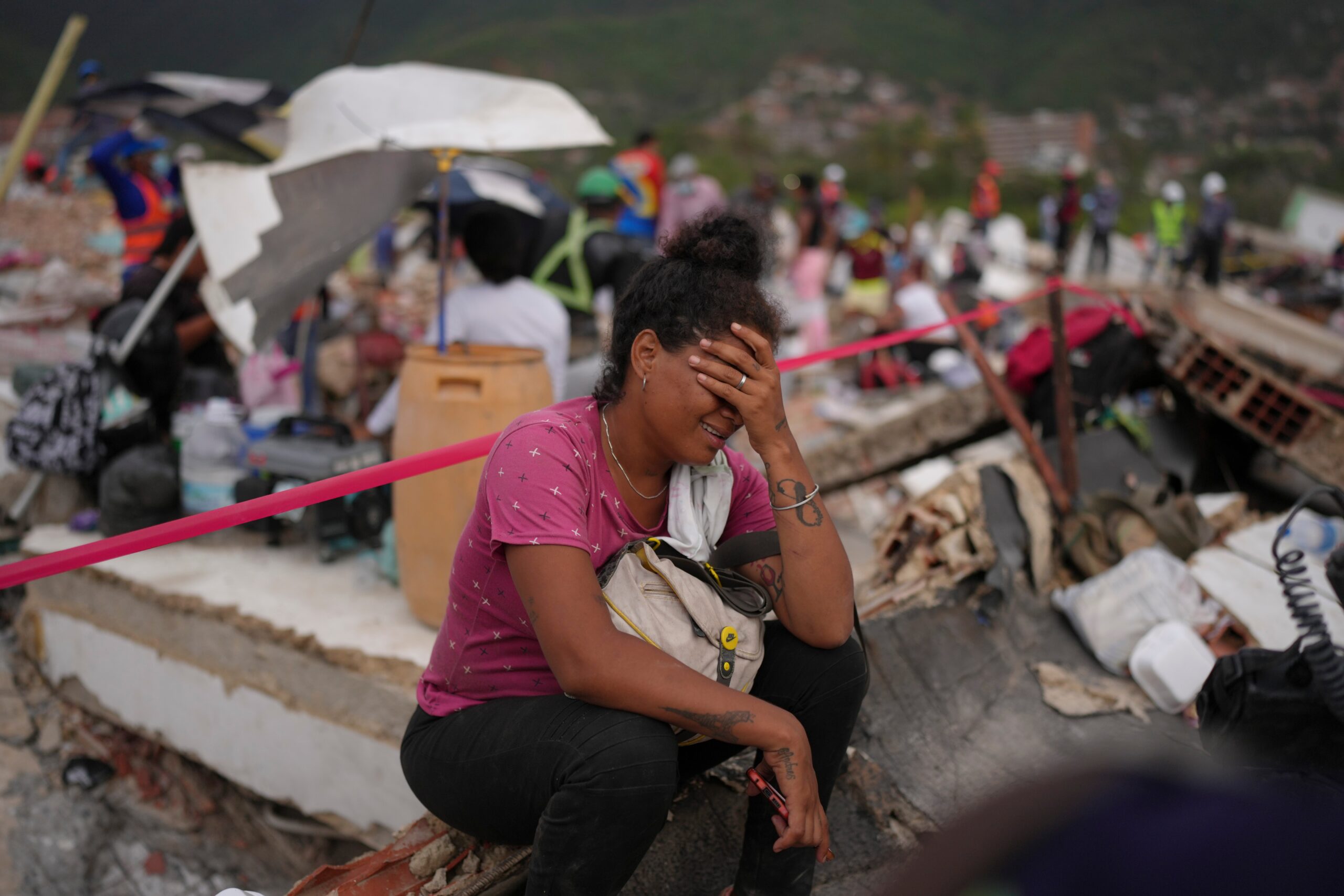 Número de mortes por terremoto na Venezuela sobe para 2.645