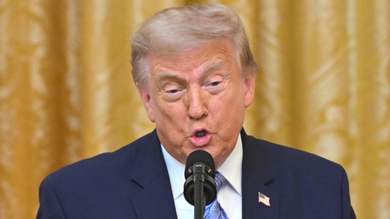 Trump alega que China interferiu nas eleições de 2020, quando perdeu nas urnas para Biden