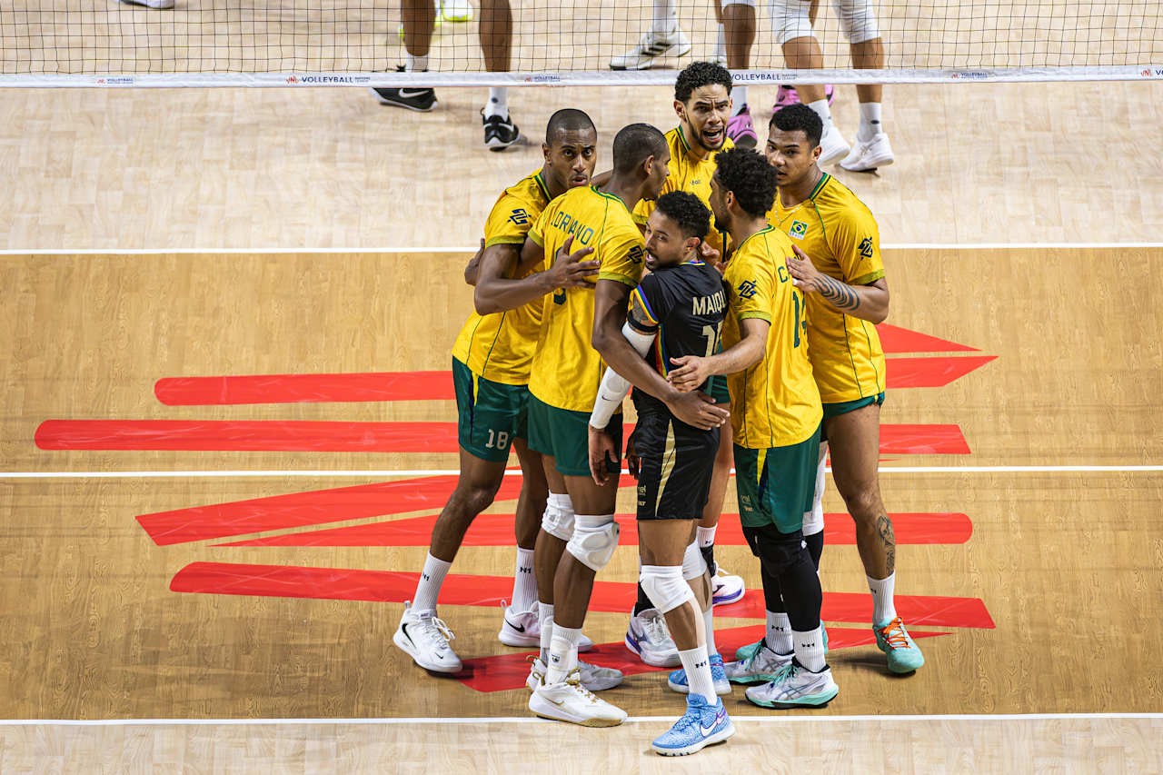 Opinião: queda da seleção de vôlei passa por geração sem craques e postura apática