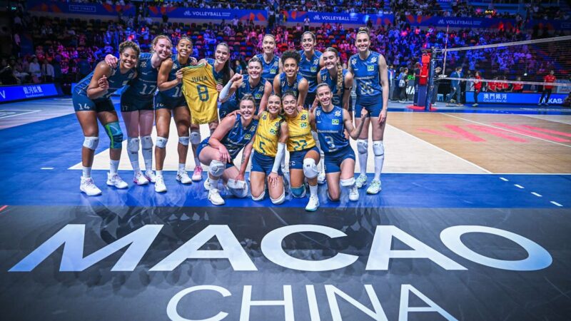 Jogadoras do Brasil levam camisa de Júlia Kudiess à fase final da VNL: “Para a Ju se sentir presente”