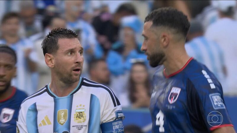 Messi se irrita com jogador de Cabo Verde e vai para o intervalo na bronca; veja reação