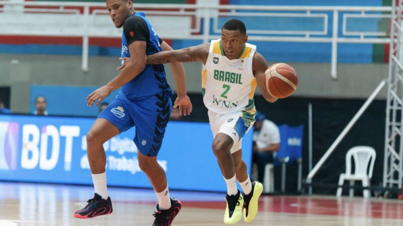 Brasil vence a Venezuela e mantém invencibilidade nas Eliminatórias da Copa do Mundo de Basquete