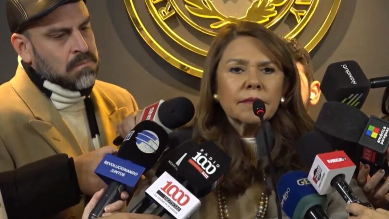 Senadora paraguaia que xingou Mbappé se nega a pedir desculpas e ameaça: ‘já prendemos o Ronaldinho’