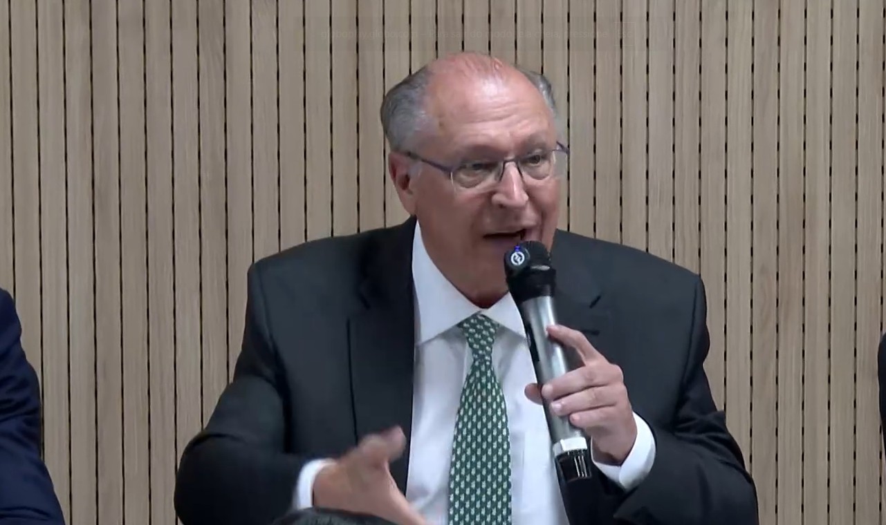Alckmin contesta alegações dos EUA sobre tarifaço e diz que medida é ‘injusta e descabida’