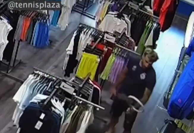 Ex-tenista uruguaio tem surto, quebra raquetes em loja nos Estados Unidos e é detido; vídeo