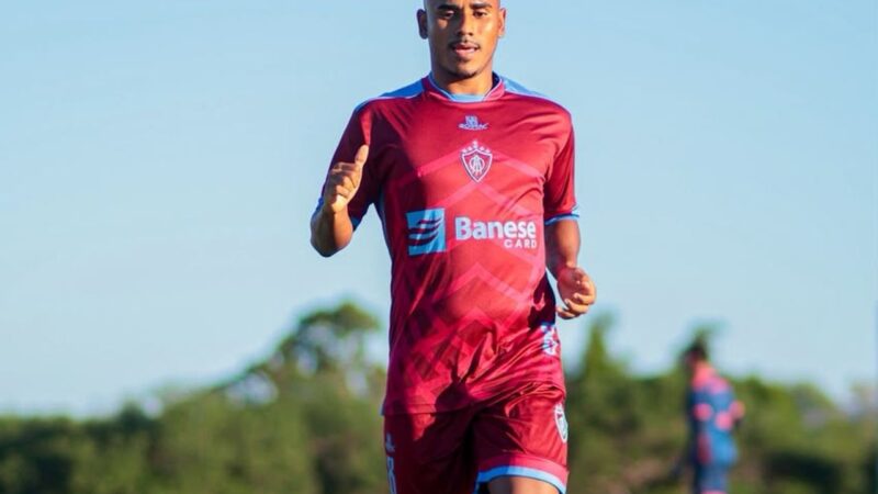 Itabaiana anuncia atacante para sequência da Série C