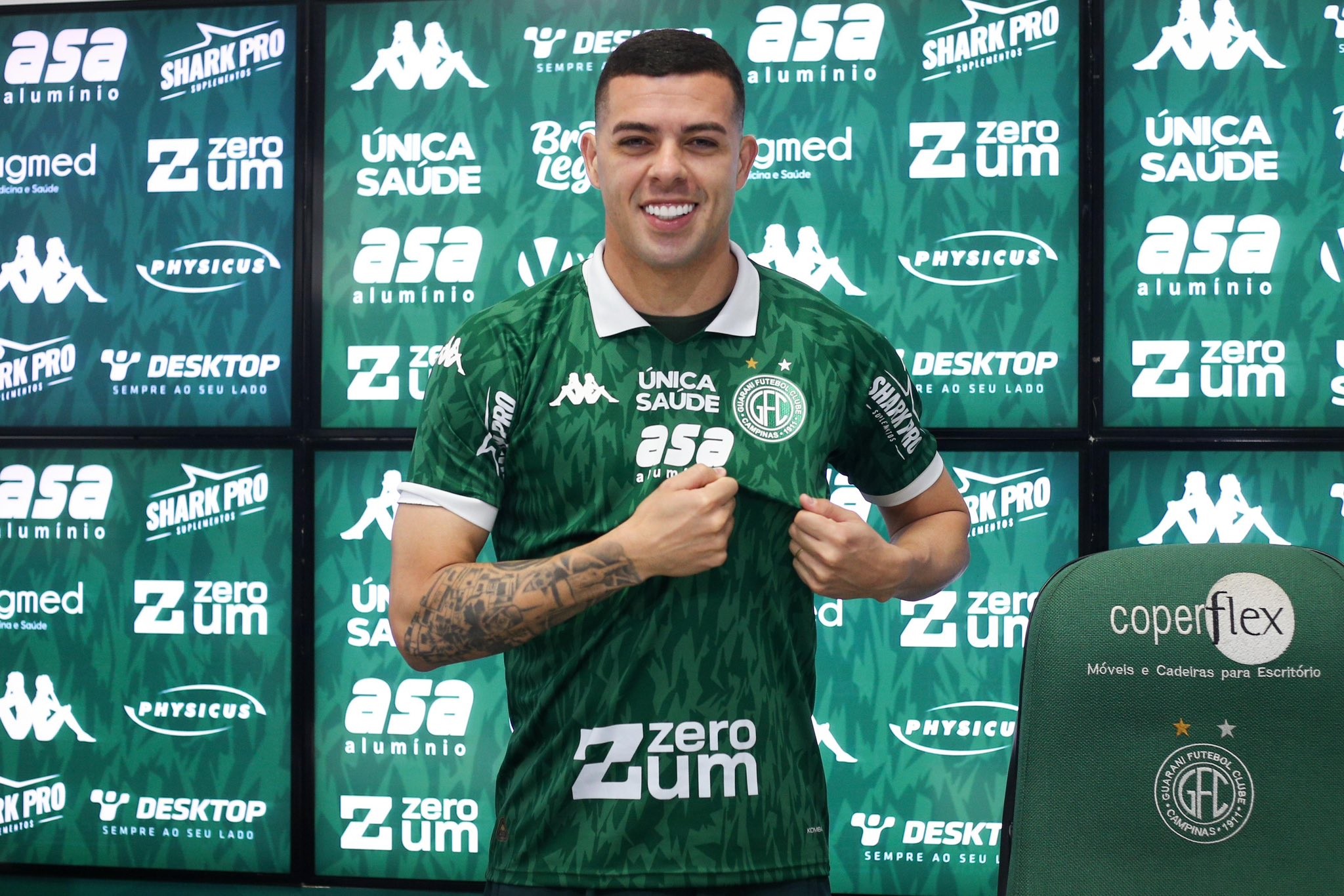 Guarani rescinde com Dentinho após menos de um ano de contrato