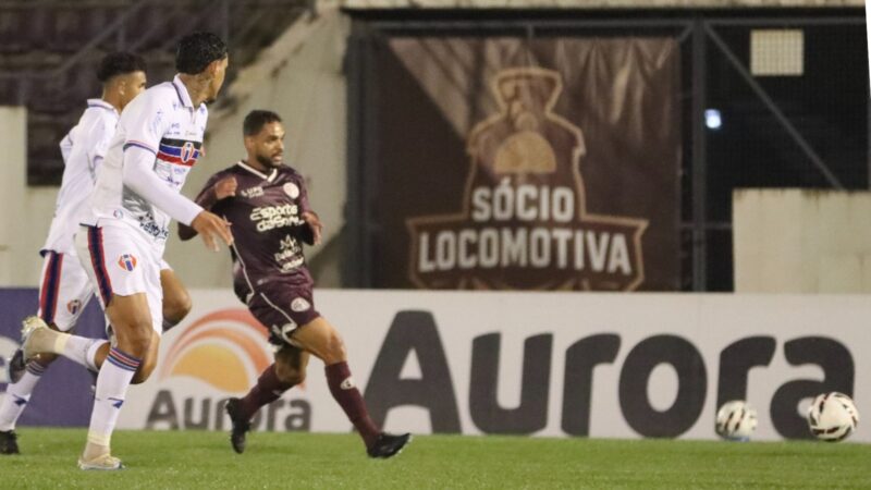 Juninho diz que estilo de jogo de Corrêa favorece adaptação à Ferroviária