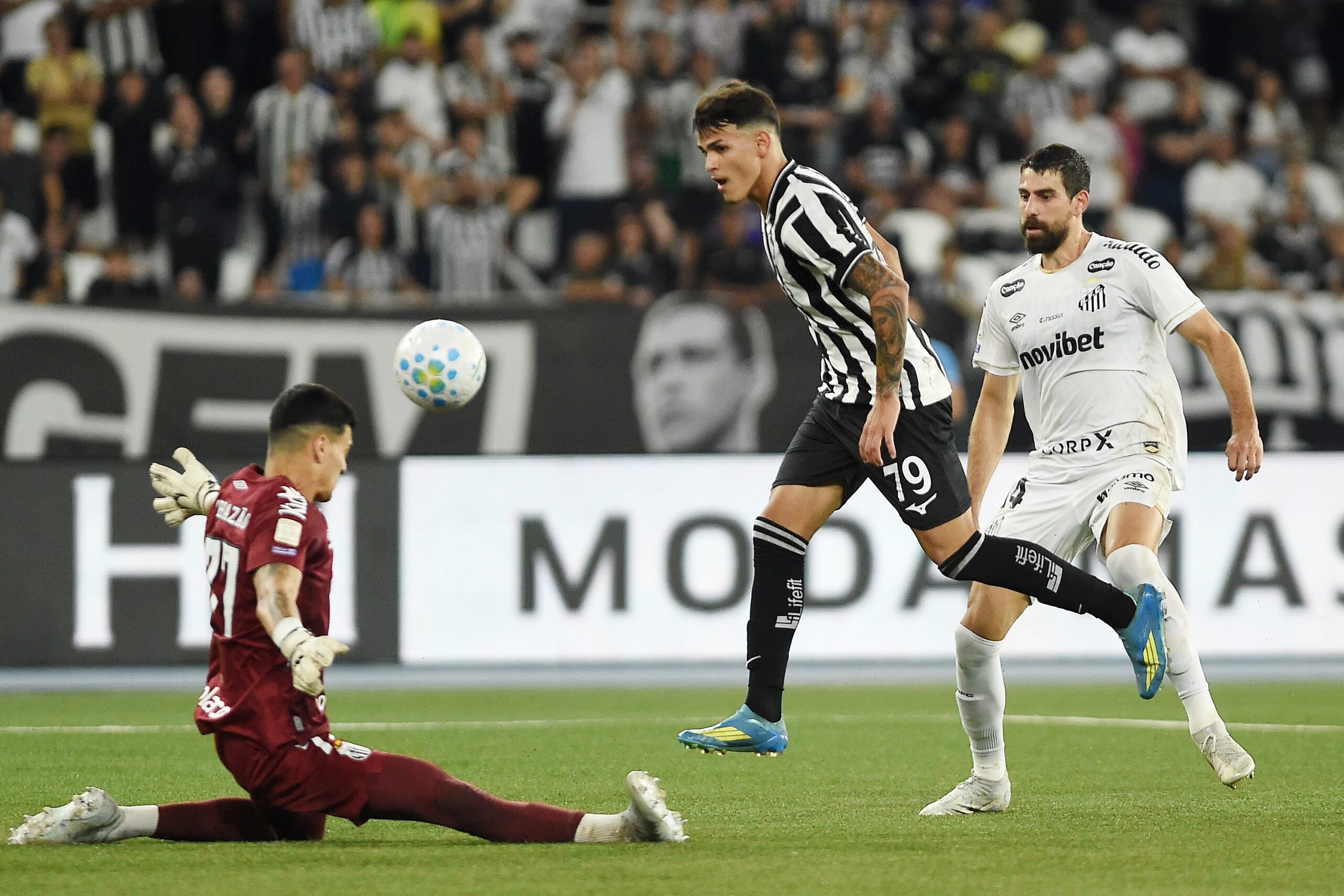 Das conversas com Franclim à estreia: como Lucas Emanuel ganhou chances antes de gol pelo Botafogo