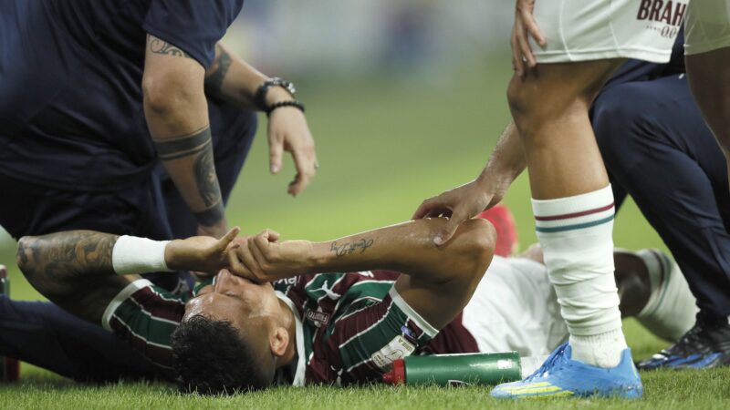 Fluminense sofre com jogadores lesionados no retorno do Campeonato Brasileiro