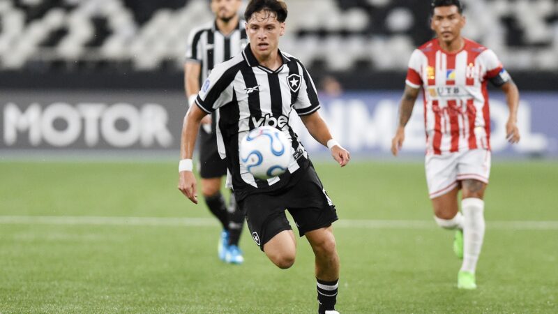 Fica ou será vendido? Veja o que o Botafogo planeja sobre o futuro de Montoro
