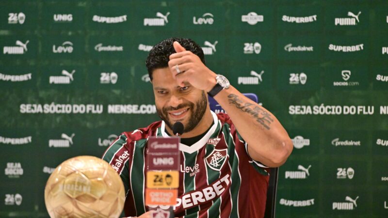 Janela extraordinária da CBF é aberta, e Fluminense pode registrar Hulk para tê-lo contra Bragantino