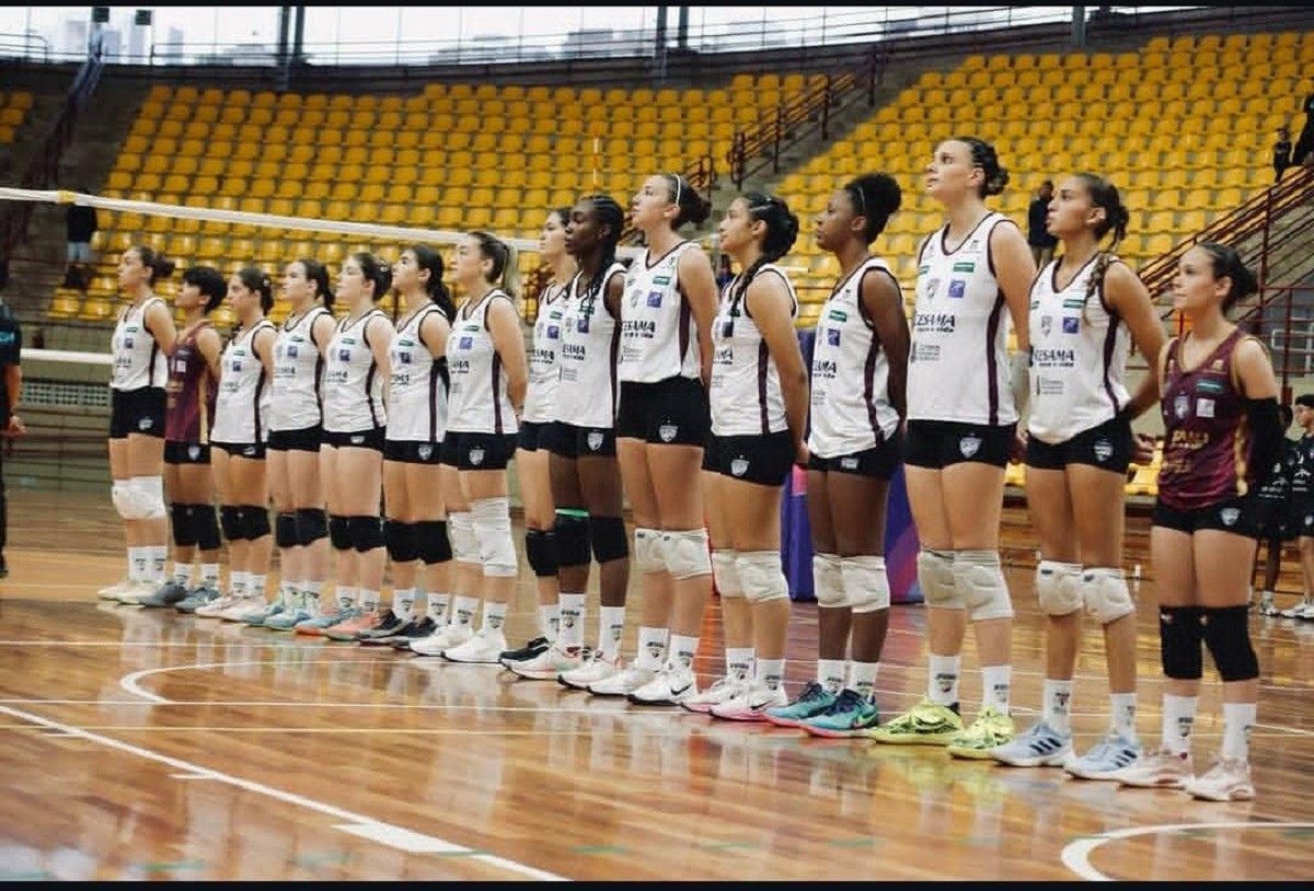 JF Vôlei disputa Superliga feminina C com média de idade adolescente; veja elenco