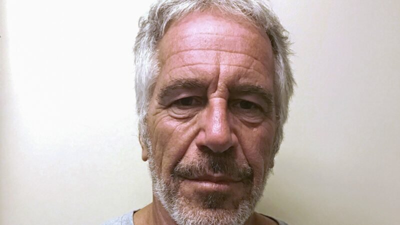 Recrutador de modelos ligado a Jeffrey Epstein é encontrado morto em casa na França