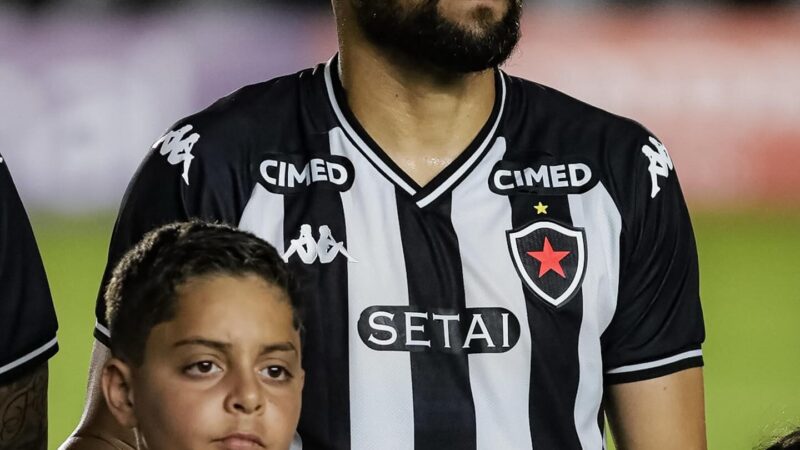 Botafogo-PB mapeia o mercado em busca de reforço para o ataque após saída de Felipe Azevedo