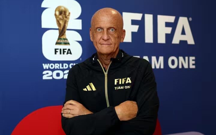 “Não somos influenciados”, diz chefe de arbitragem da Fifa, que defende juiz de Argentina x Egito