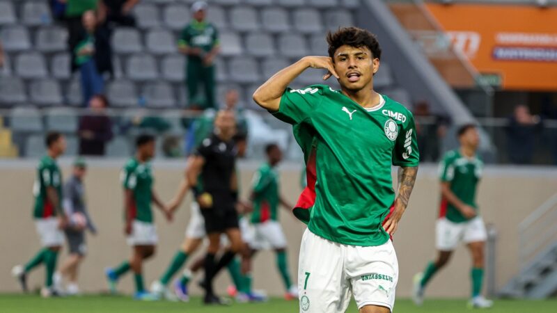 Joia que levou Palmeiras à final do sub-20 fez tratamento para crescer e tem multa de R$ 351 milhões