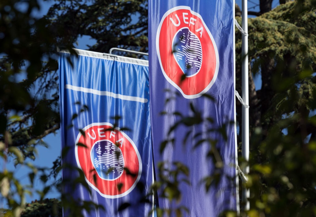 Uefa convoca reunião emergencial nesta quinta em oposição à ideia da Fifa de vender suas ações