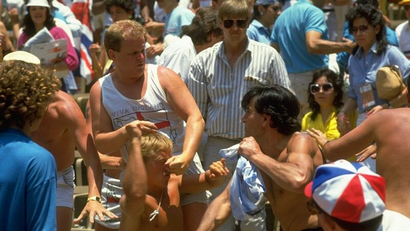 Barra brava x hooligans: arquibancadas pulsantes movimentam Argentina x Inglaterra