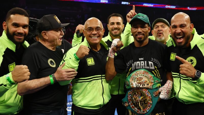 Combate transmite disputa de cinturão mundial de Robson Conceição no sábado