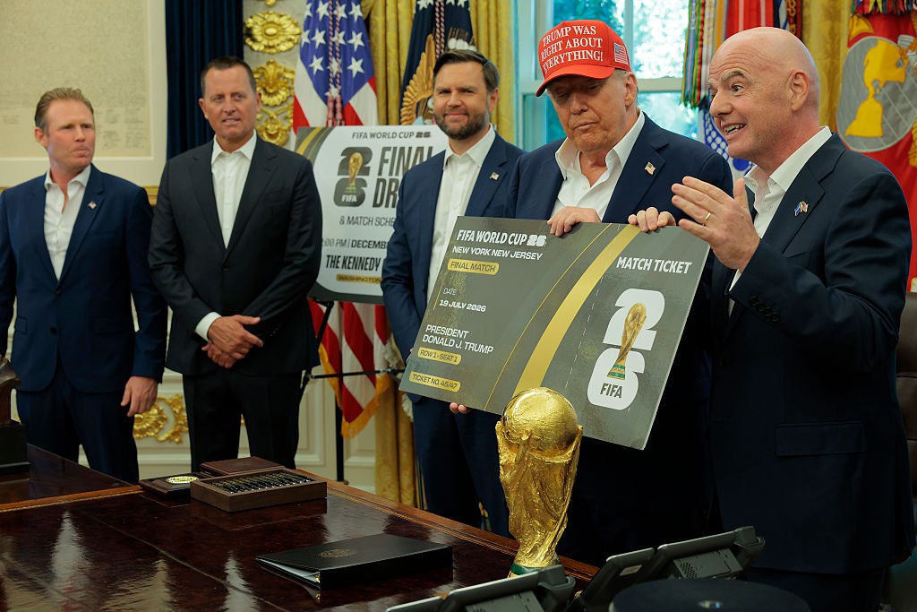 Interferência de Trump, prejuízo para o Irã e árbitro barrado: veja polêmicas da Copa do Mundo