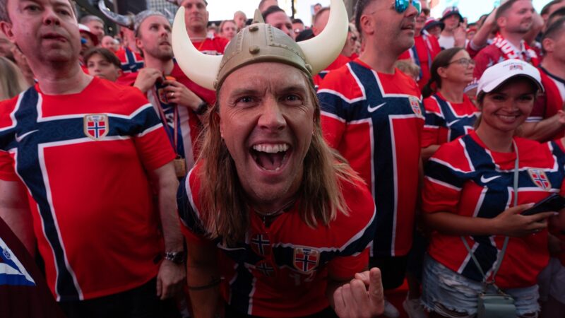 Criador da remada viking dá dicas para torcida brasileira e crê em vitória da Noruega: “É o momento”