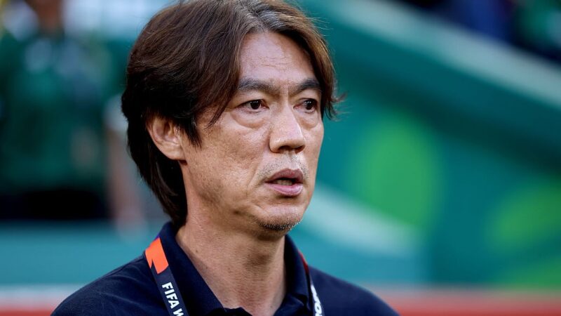 Criticado por presidente, ex-técnico da Coreia do Sul deixa país: “Tenho algo a dizer, e um dia será dito”