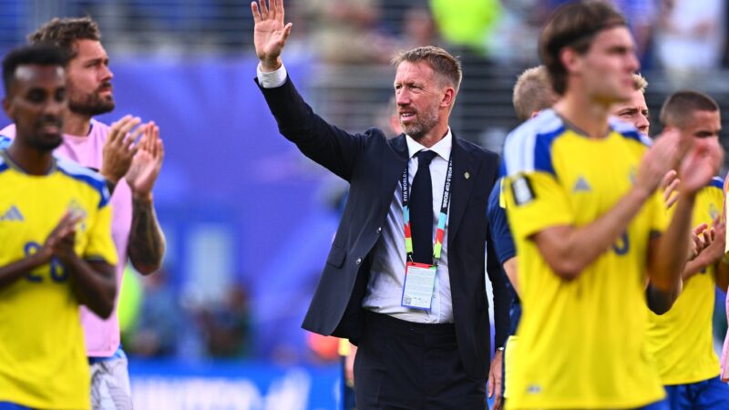 Técnico da Suécia se impressiona com seleção da França: “Não vi melhor”