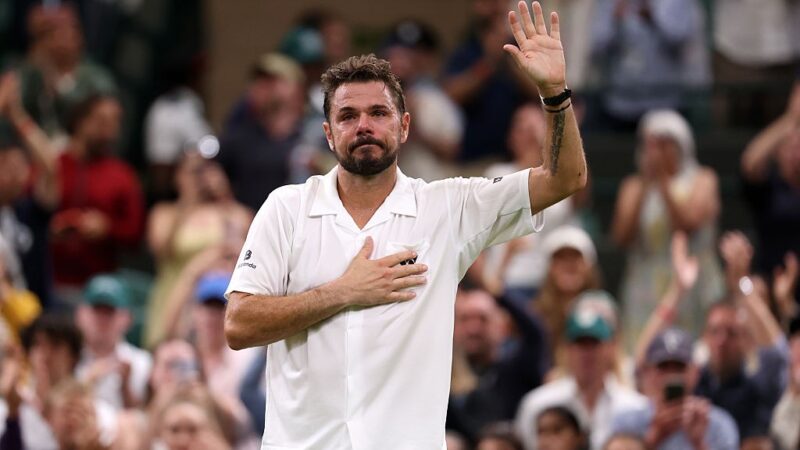 Wawrinka chora em despedida de Wimbledon: “Não quero me aposentar, mas sei que é hora”