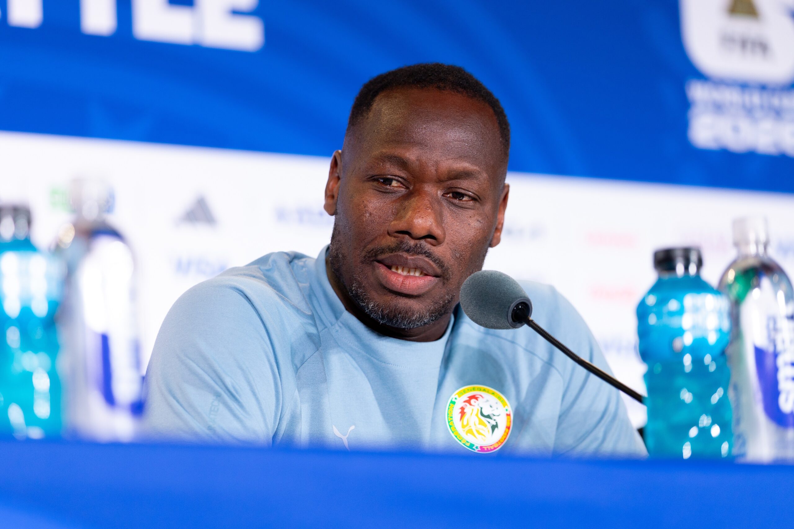 Senegal anuncia saída de técnico, e número de treinadores que deixaram cargos pós Copa chega a 15