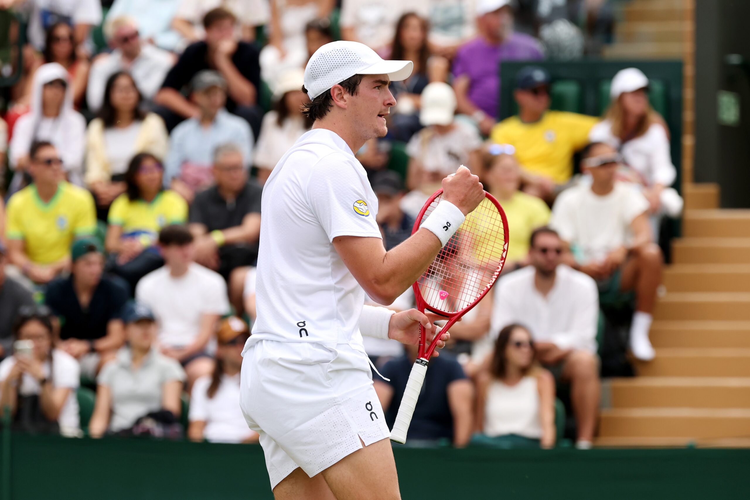 João Fonseca vence holandês e avança à terceira rodada em Wimbledon