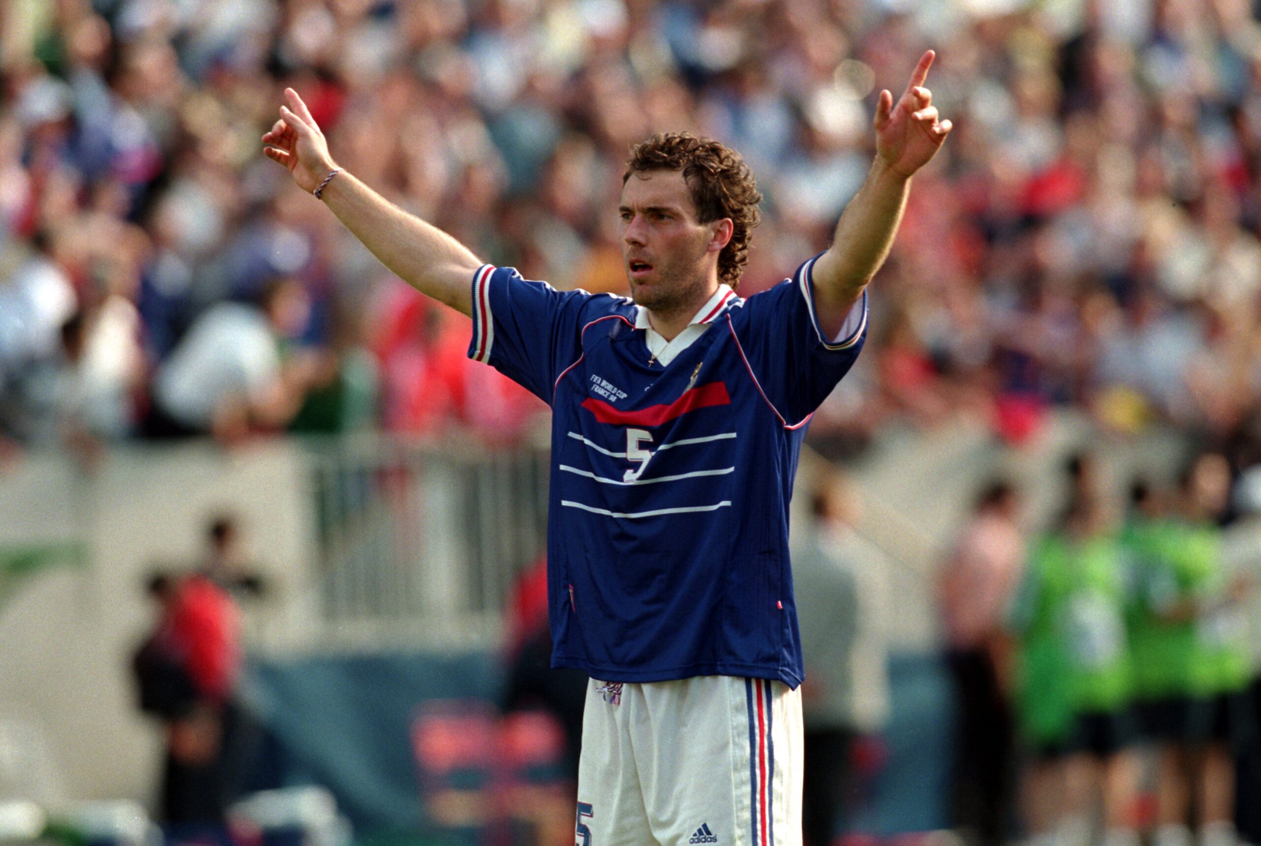 Herói da França em 98 vê cenário parecido contra o Paraguai e pede: “Fazer gol o mais rápido possível”