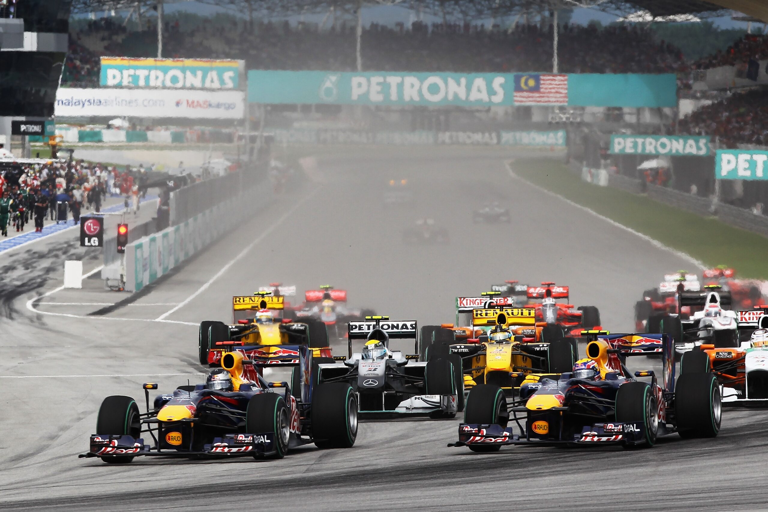 F1 avalia corrida na Malásia em meio à dúvida sobre provas no Oriente Médio