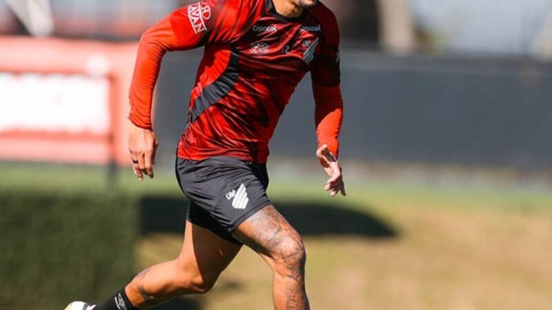 Escalação: Athletico tem desfalques e reforços contra o São Paulo na volta ao Brasileirão