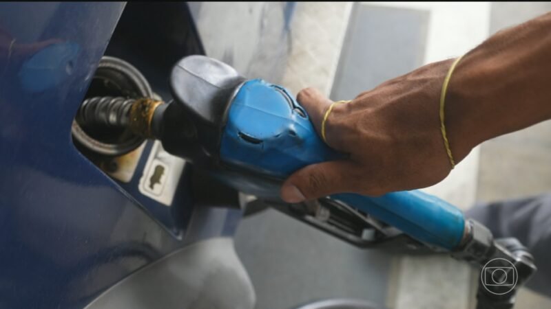 Governo prorroga subsídio à gasolina por mais 30 dias para conter alta de preços