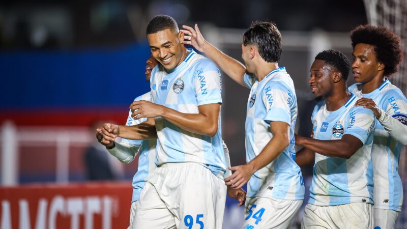 Metade dos jogadores utilizados pelo Grêmio fizeram gols no ano; média cai para 28% no Brasileirão