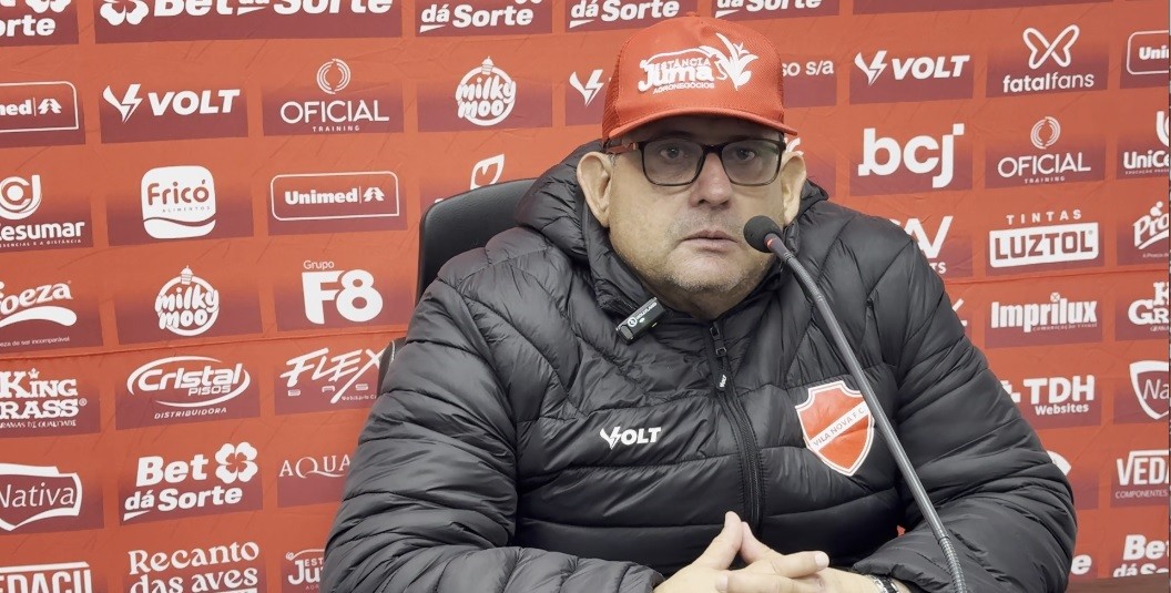 Guto Ferreira diz que Vila Nova não conseguiu sair da marcação do Juventude: “Muita dificuldade”