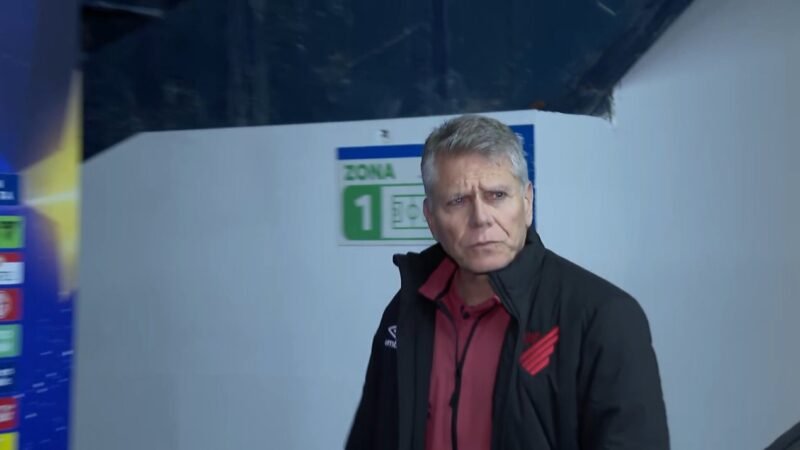 Bastidores: o que fez o Fortaleza contratar Paulo Autuori