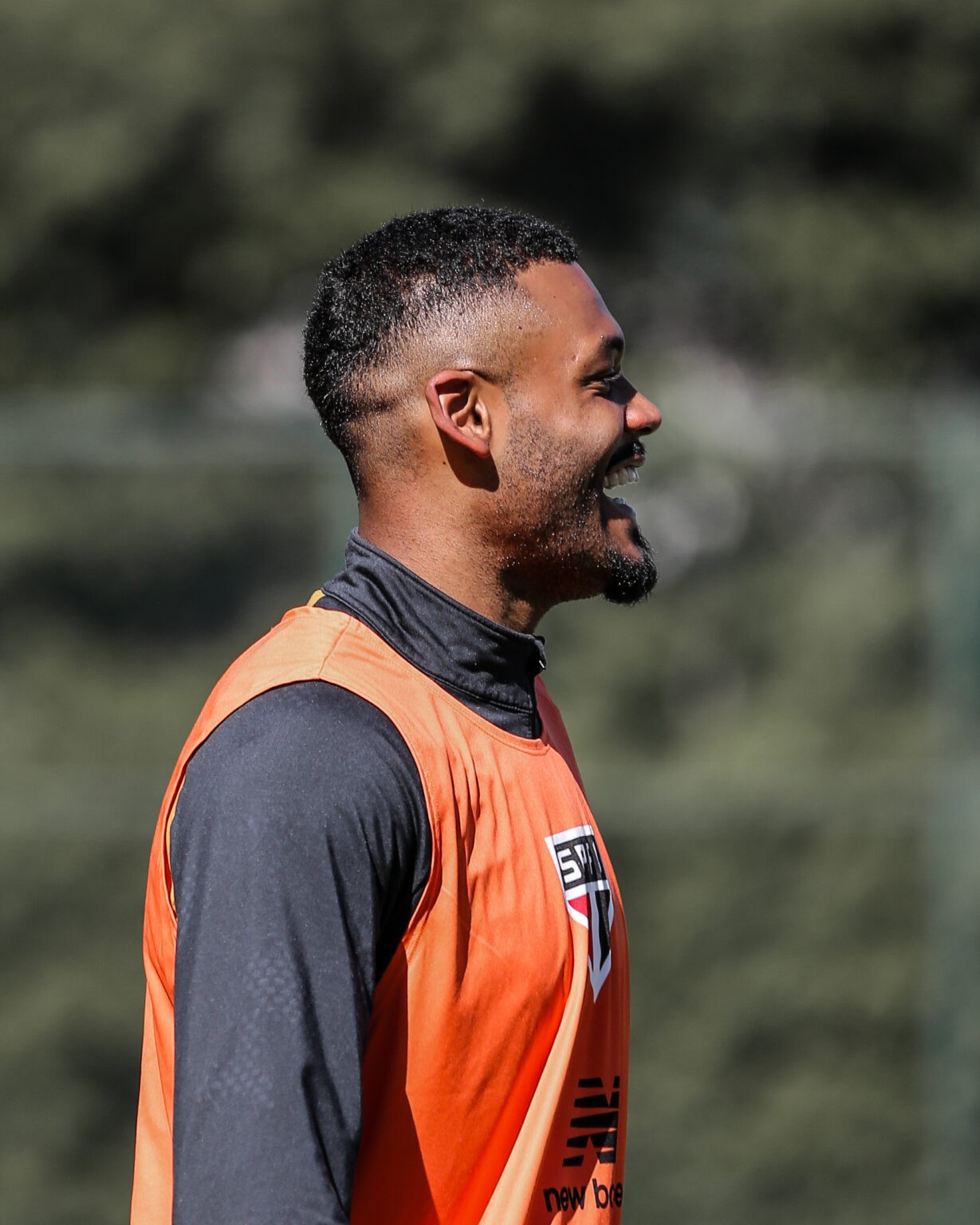 Sabino participa de treino e avança em recuperação no São Paulo