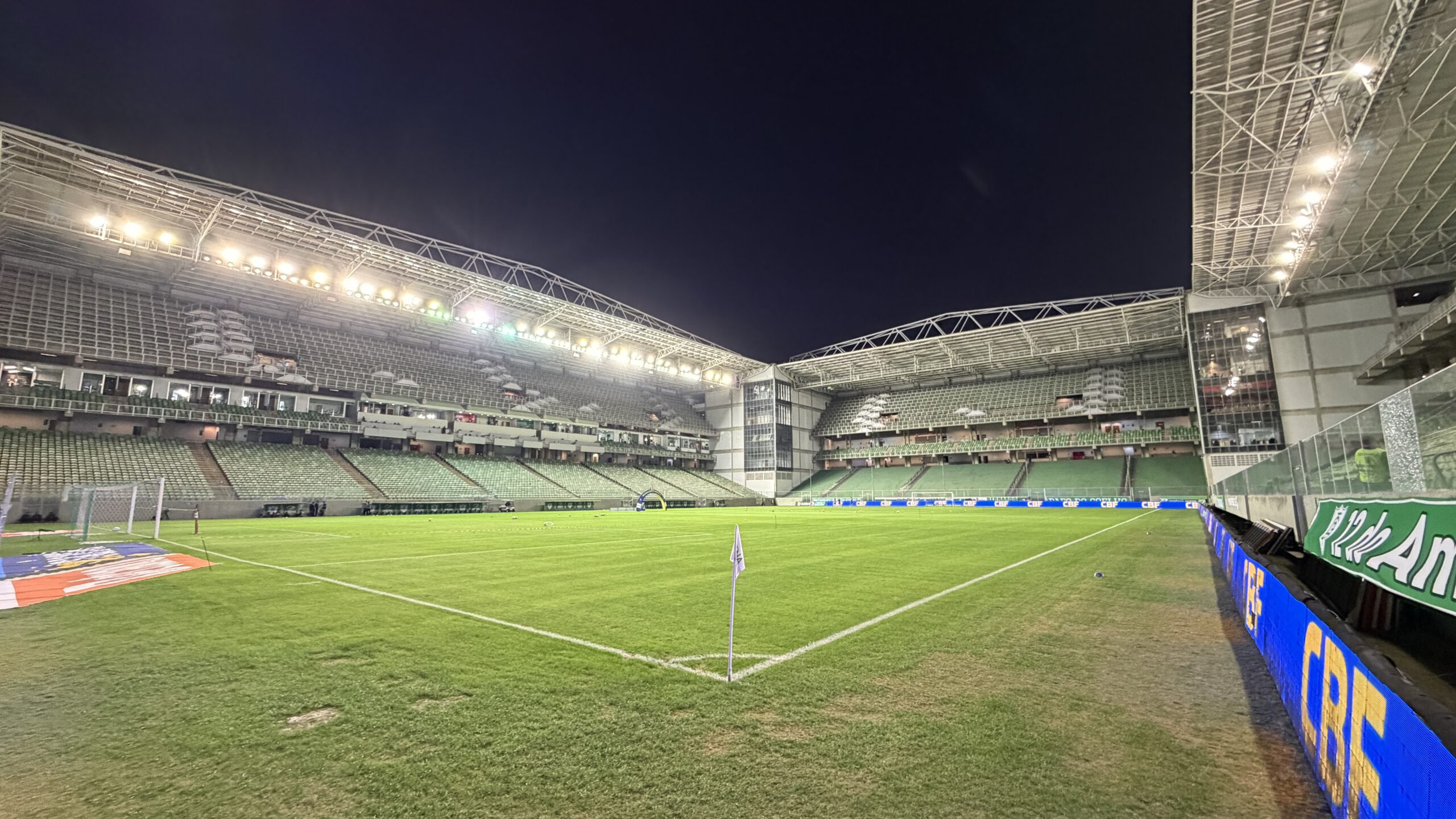 América-MG x Ceará: onde assistir ao vivo, horário e escalações