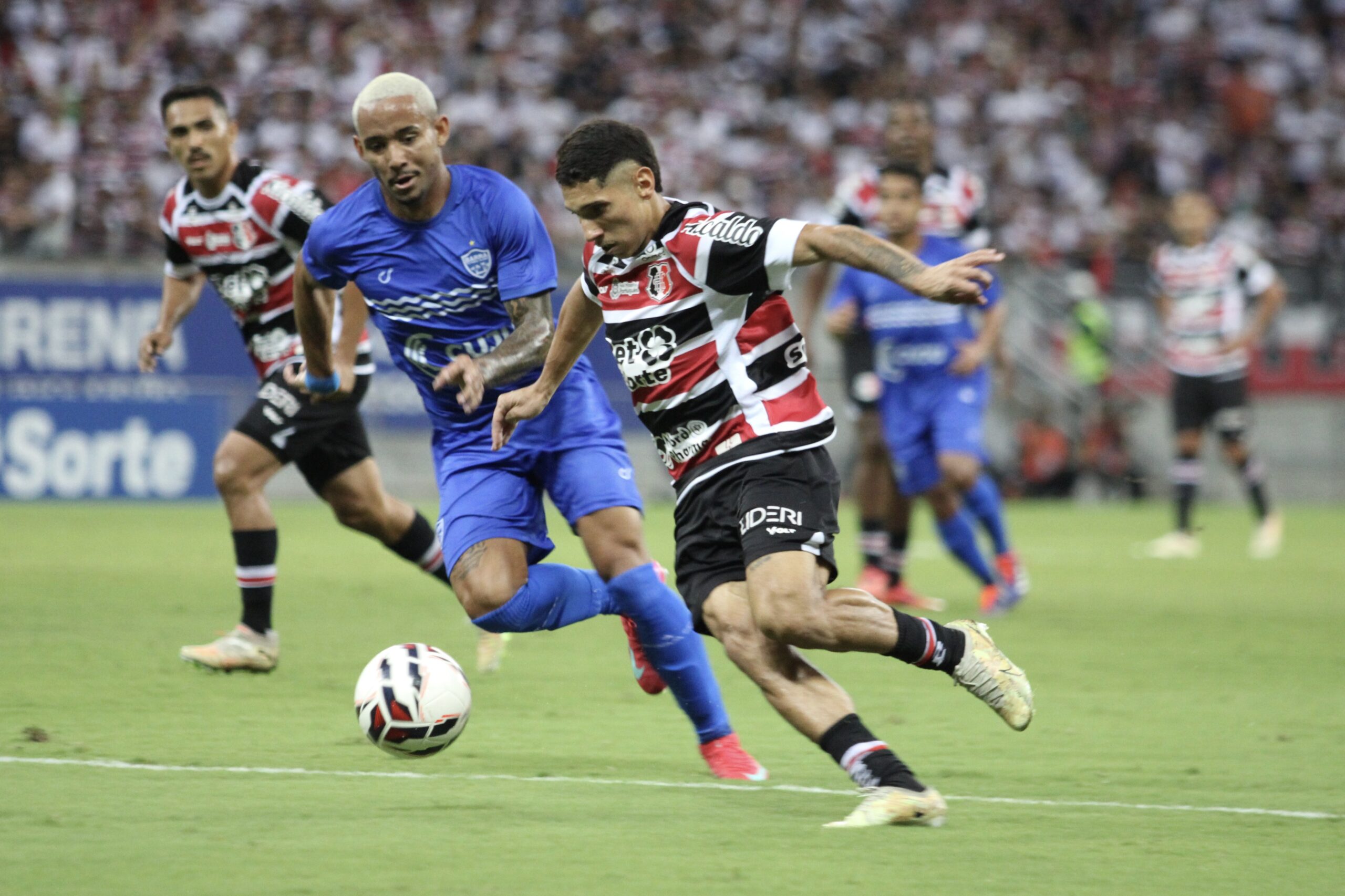 Em realidades opostas, Santa Cruz e Barra-SC se reencontram nove meses após final da Série D