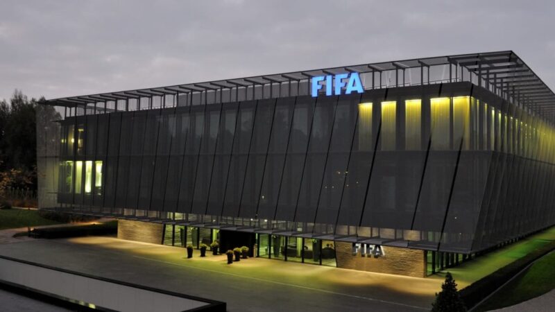 Entenda por que a Suíça, rival da Argentina, é sede da Fifa e de várias organizações esportivas