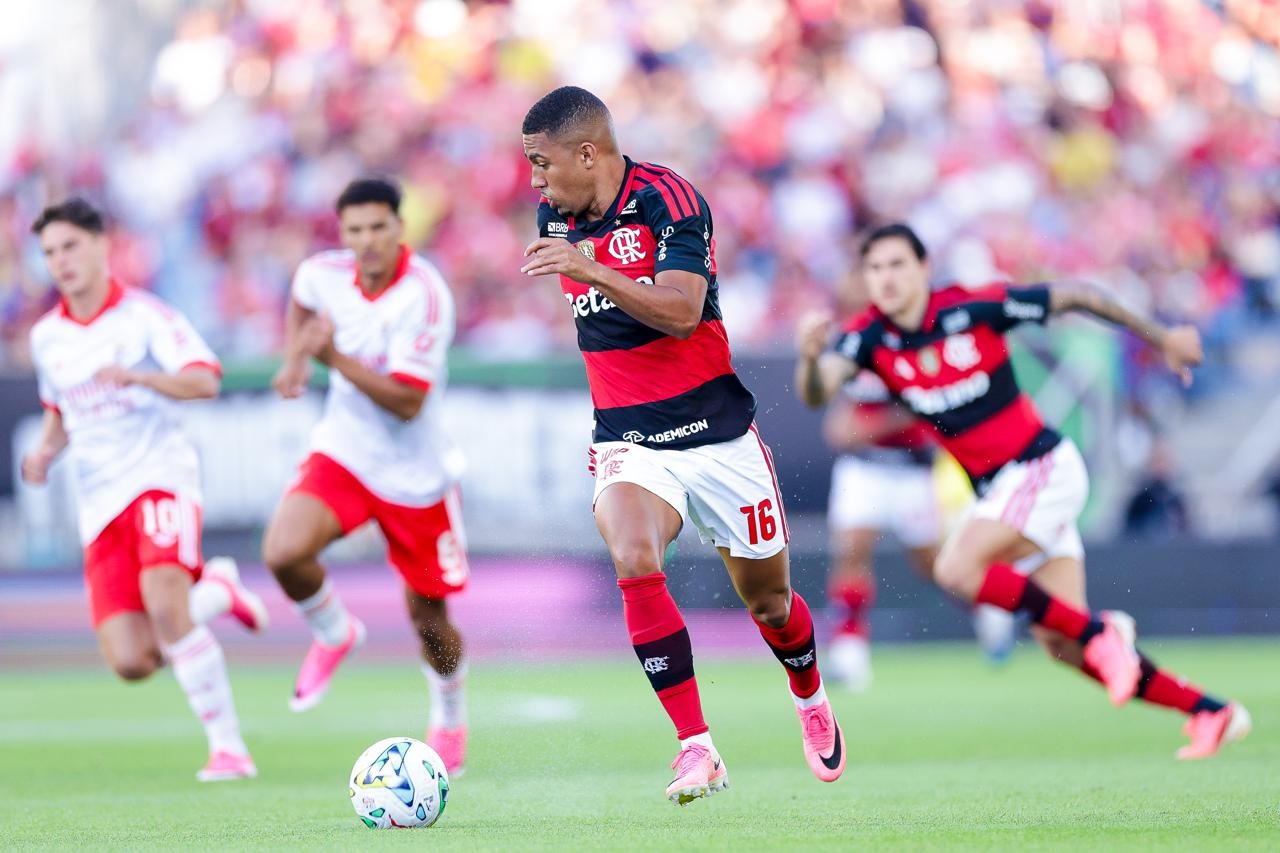 Bap elogia Jardim no Flamengo: “O que ele faz com o Lino é satisfatório”