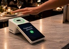 Só estender e pronto: como funciona o pagamento com biometria da mão