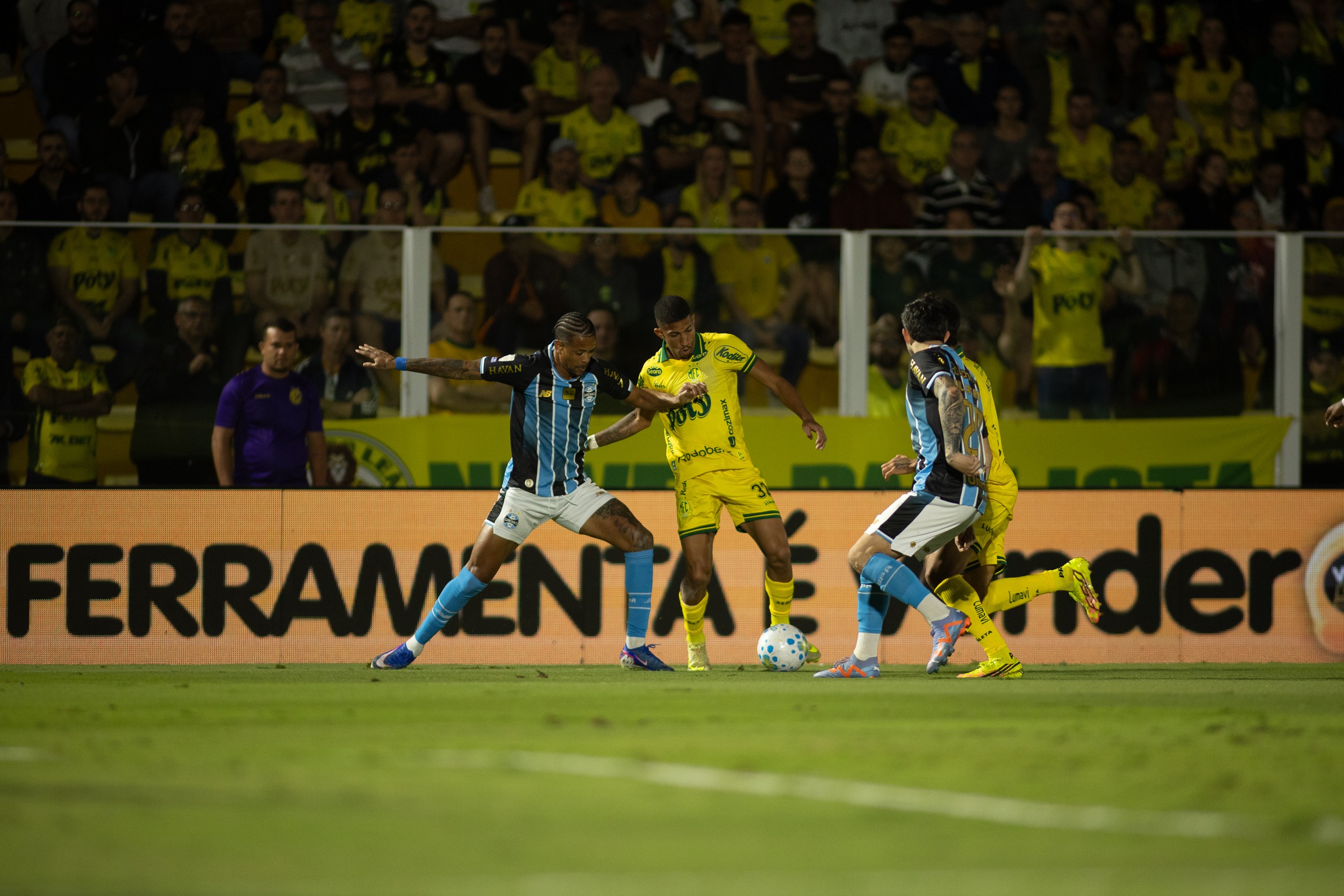 Atuações: Grêmio sucumbe diante do Mirassol; veja quem foi o pior e dê suas notas